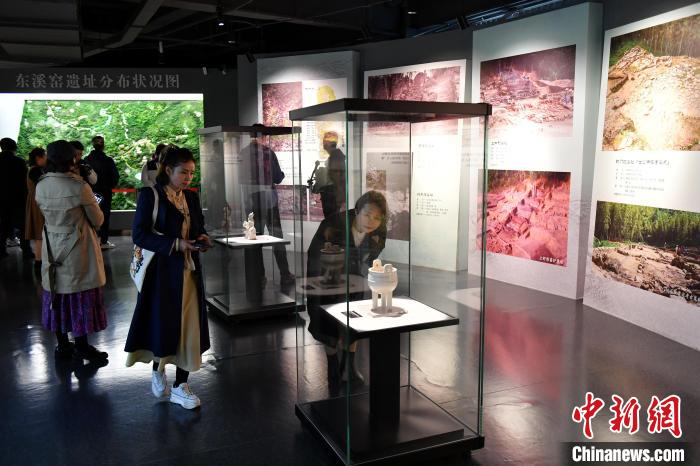 現金網：海外華媒漳州感悟土樓魅力  期待南靖綻放更大光彩